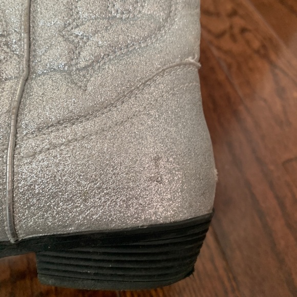 Tucker & Tate girls cowboy boots (size 2) - Picture 4 of 8